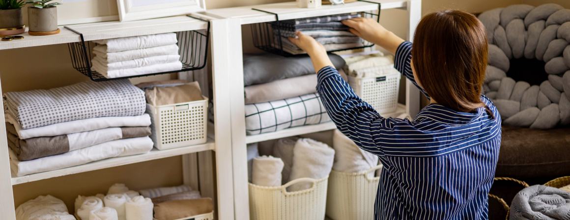  Limpe e organize a sua casa para se sentir tranquilo e concentrado.