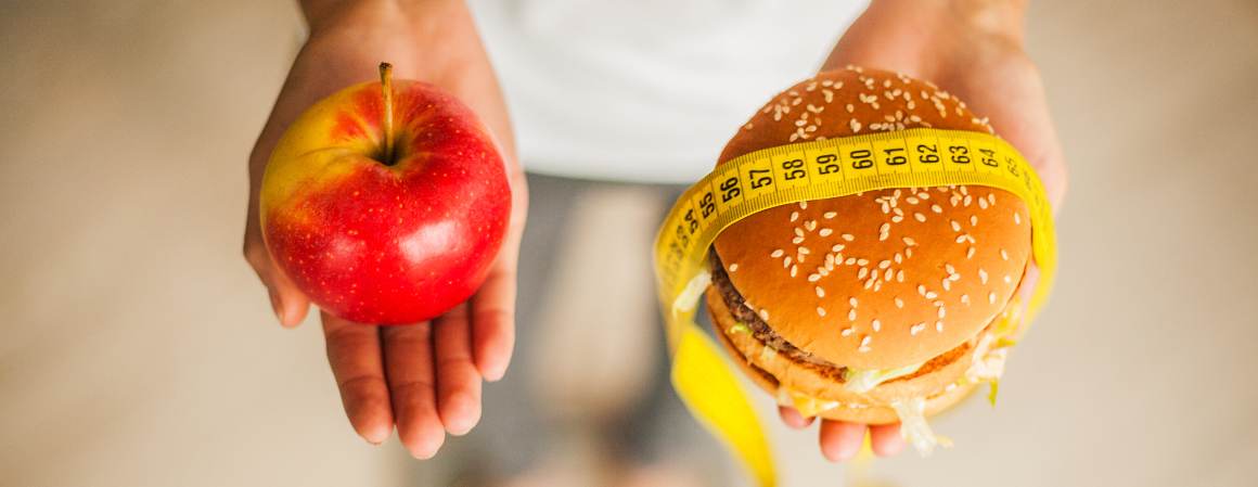 Os 20 melhores alimentos queimadores de gordura para o ajudar a perder peso e a queimar gordura rapidamente.