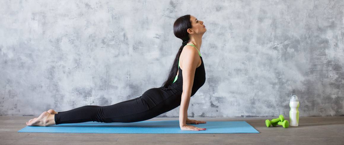 O ioga pode substituir o treino com pesos?